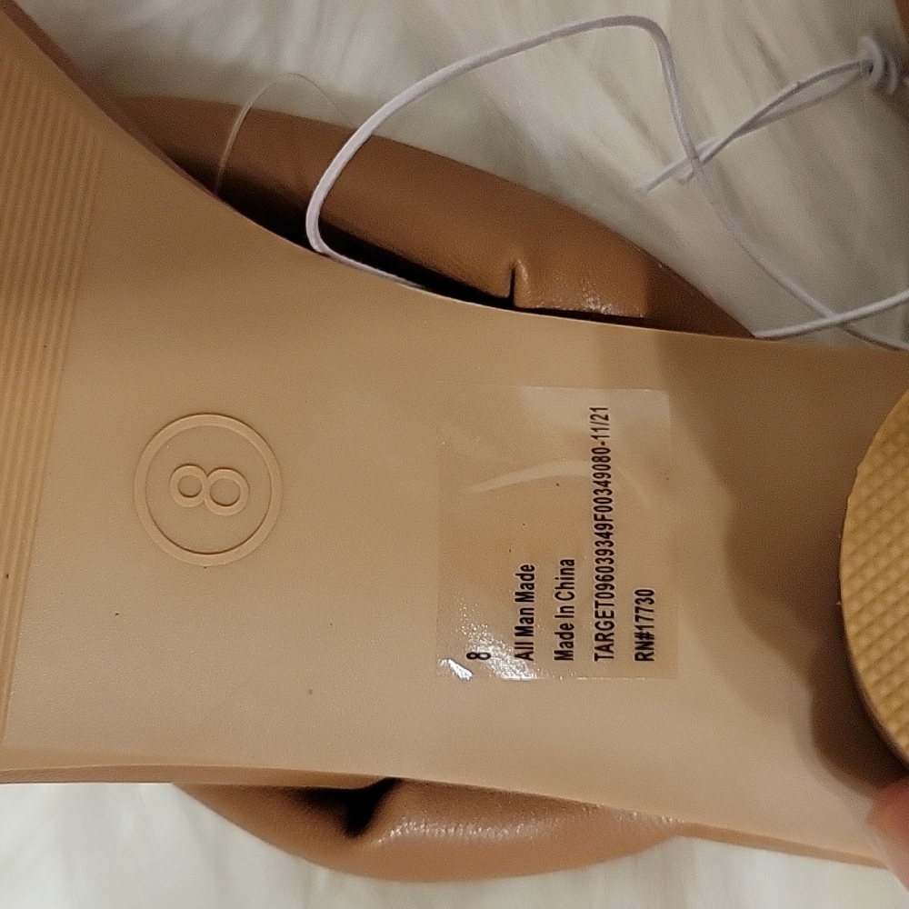 A New Day Elvie Round Heel Sandals Brown Memory Foam insole padded strap 8 New… - Picture 8 of 11